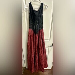 Elegant Black and Red 1700/1800s Vintage Dress